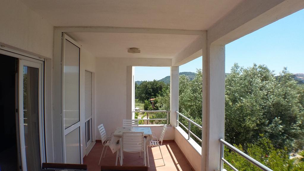 Villa Tina Rogoznica  Exterior photo